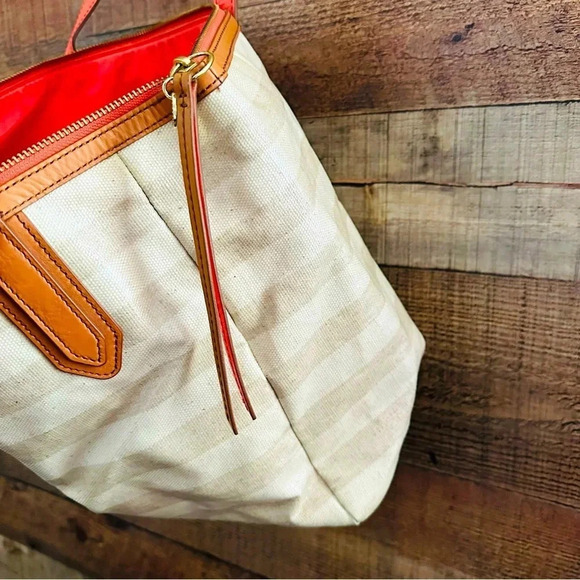 Fossil Sydney Large Stripped Tote - Picture 5 of 9